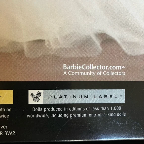 MONIQUE LHUILLIER Platinum Label Blonde Bride Barbie Collector Doll 2006 NIB - Picture 4 of 16